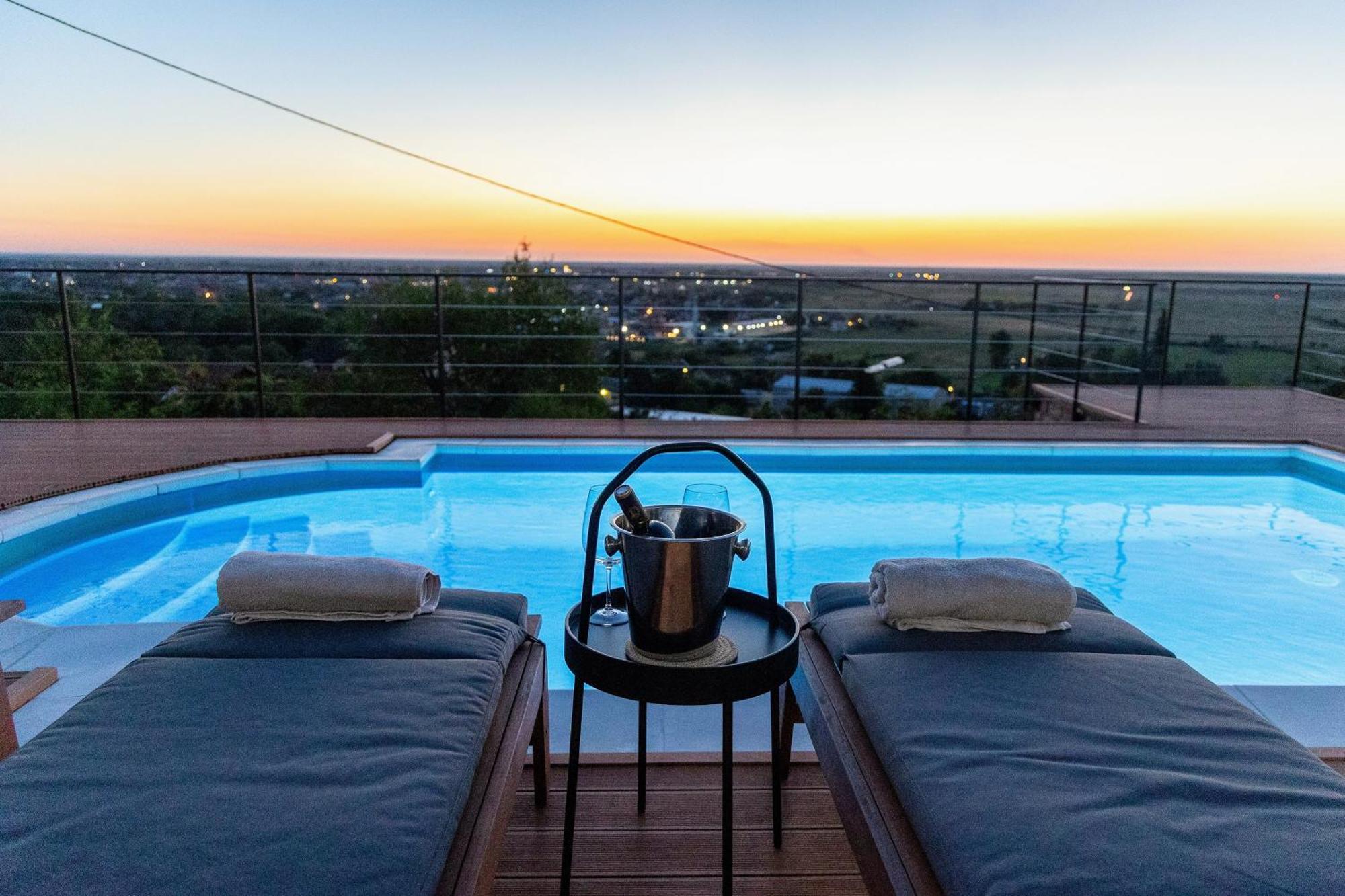 Sunset Home Versec Kültér fotó